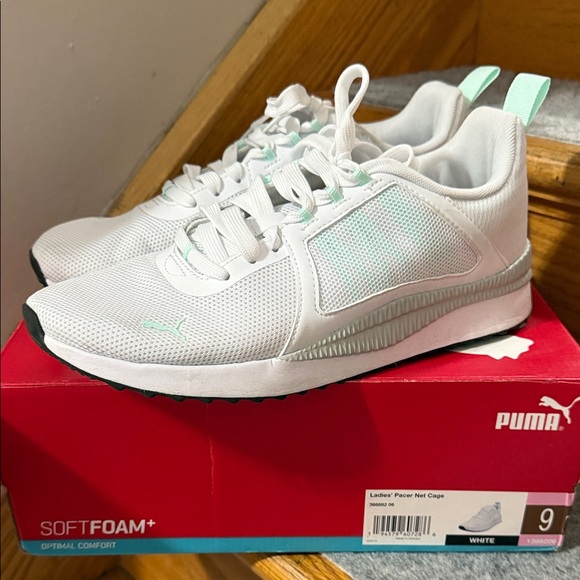 PUMA Women's White and Mint Sneakers - Picture 5 of 10